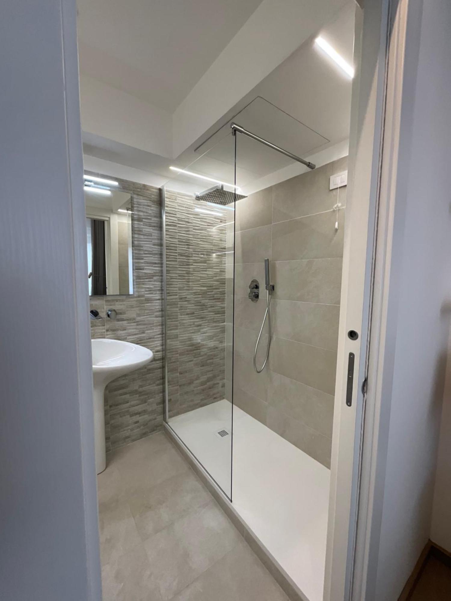 Bilocale San Giovanni Design Apartament Lägenhet